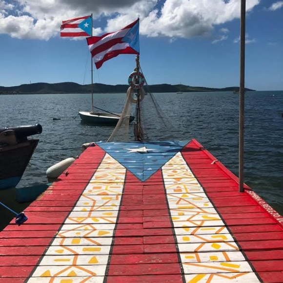 Dragonfly Necklace in Stainless Steel- A Touch Of Freedom and Elegance - Picture 2 of 3